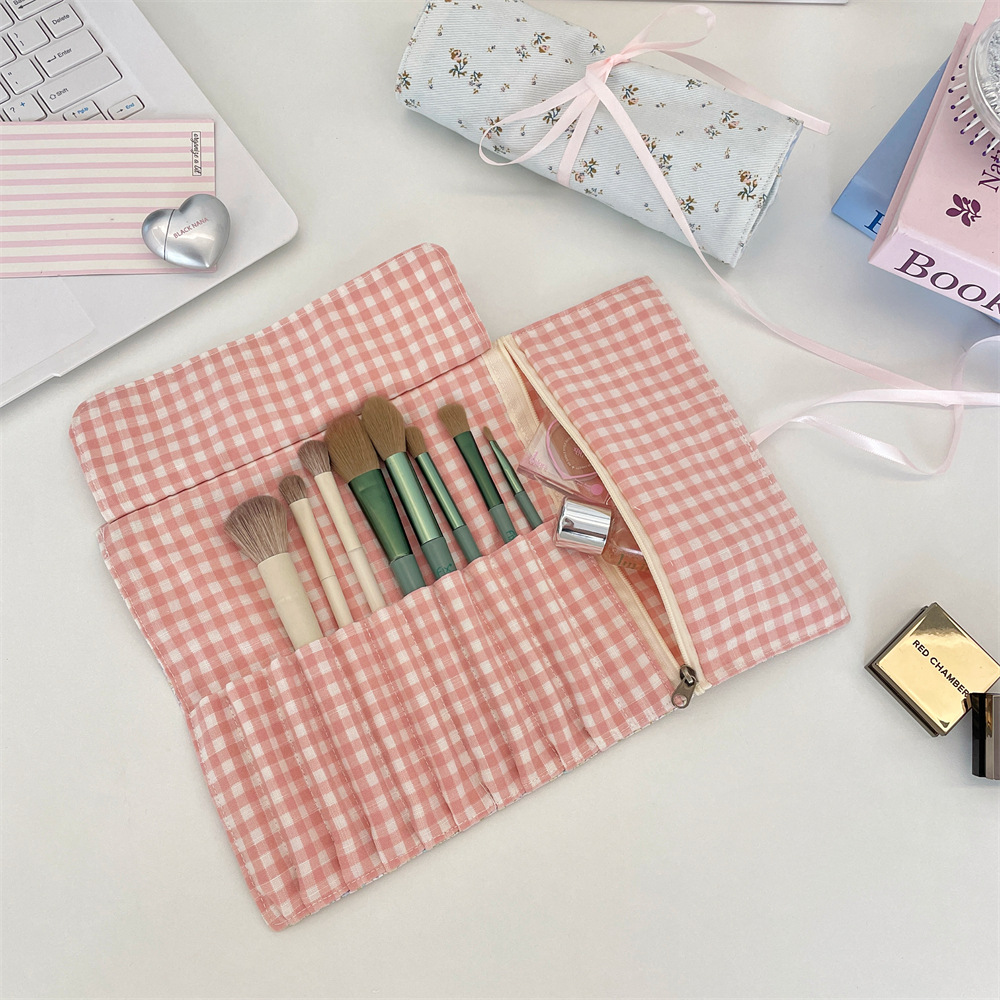 حقيبة لف فرش المكياج بنمط الزه - مراجعة Travel Accessories Organizer Bag وسعره